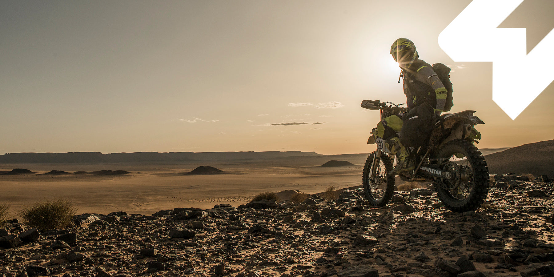 VRHUNSKA<br>OPREMA ZA MOTOR